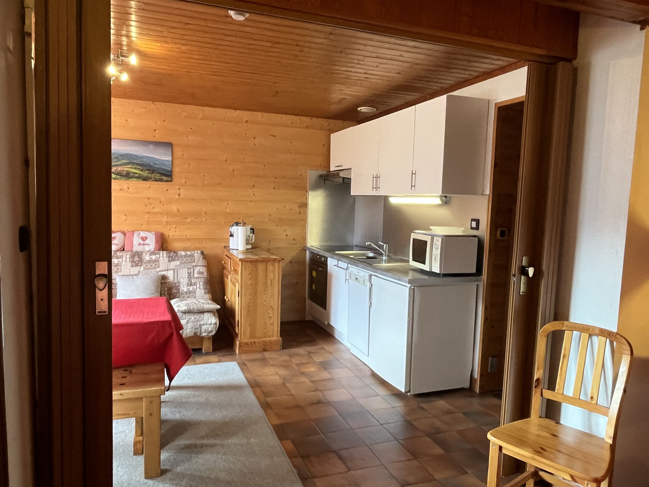 appartement-petit-arnica-morzine 4.jpg